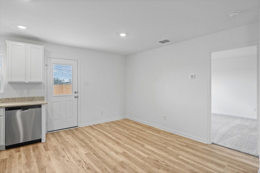 Spacious, unfurnished interior of a new home in Sunset Oaks, Maxwell (Image 14). Spacious, unfurnished interior of a new home in Sunset Oaks, Maxwell (Image 14).