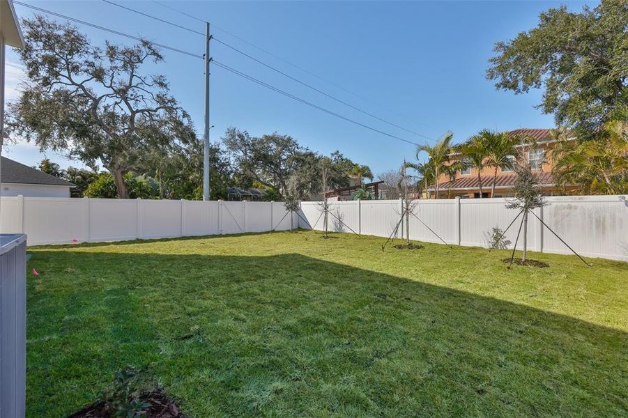 Exterior details and patio area of a home in , Tampa (Image 17).