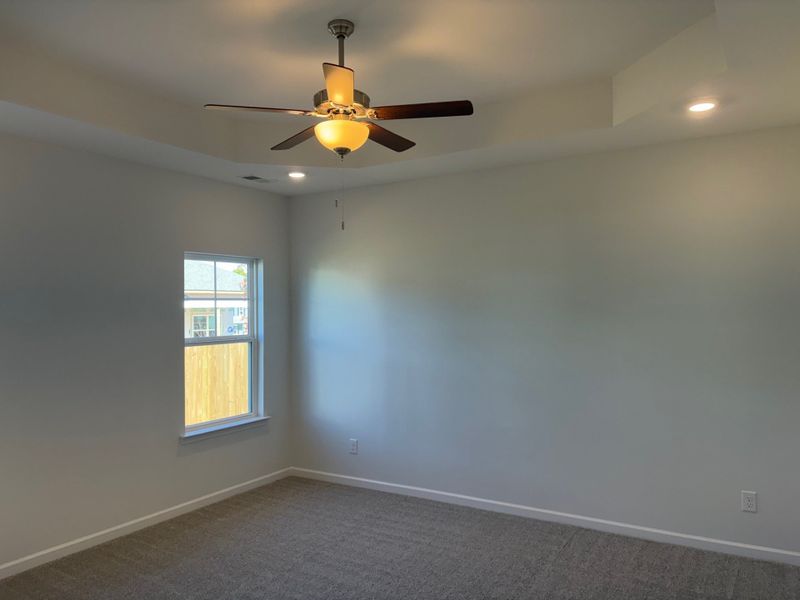 Spacious, unfurnished interior of a new home in Cumberland Estates, Fairview (Image 8).