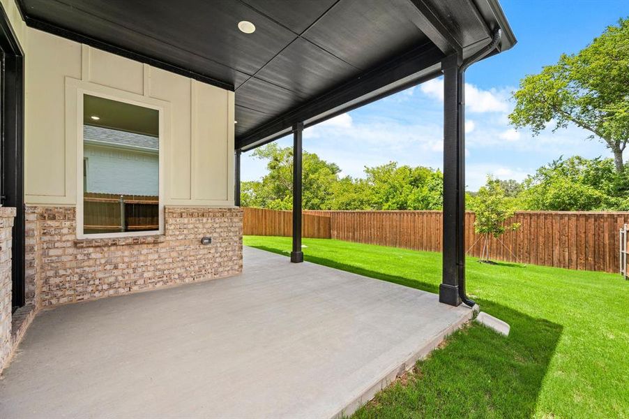Front exterior of a new home in Parks of Aledo, Aledo, TX, highlighting curb appeal (Image 20).