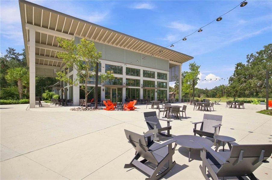 Community amenities in , Parrish (Image 24).