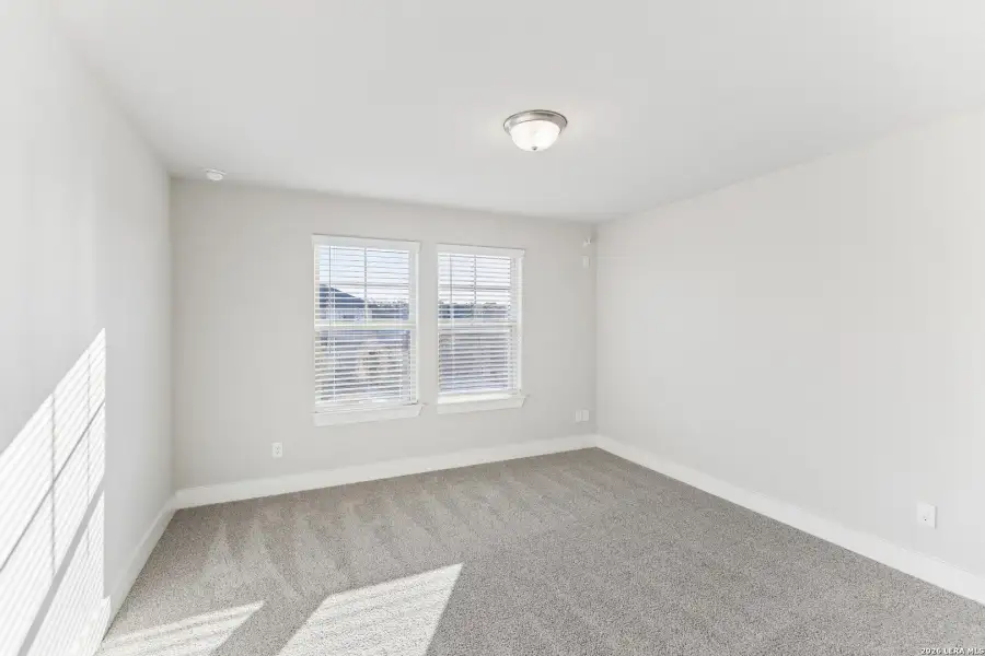 Spacious, unfurnished interior of a new home in Autry Pond, San Antonio (Image 43).