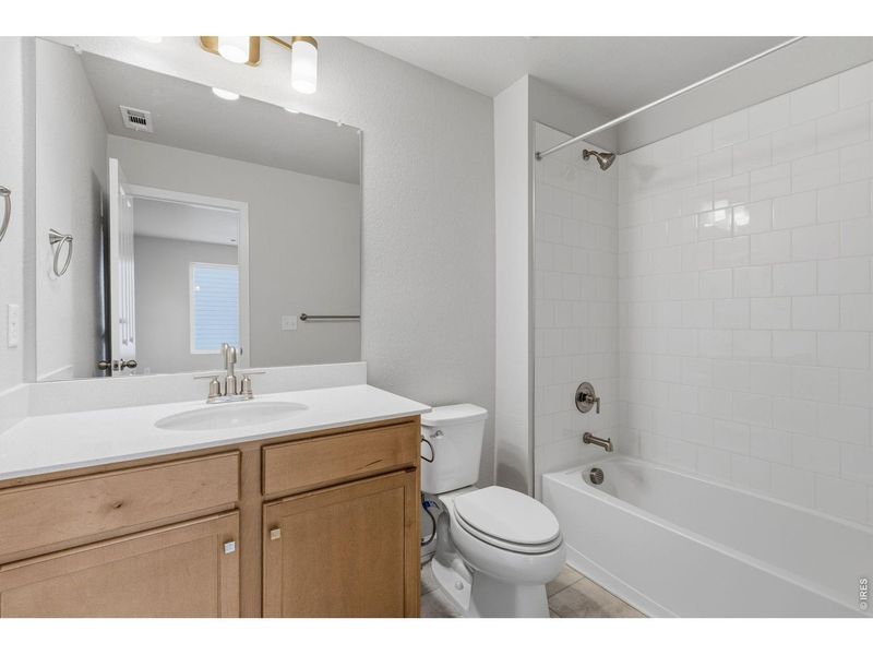 Furnished interior view inside a new home in Spring Valley, Longmont (Image 8).