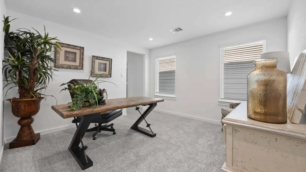 Representative furnished interior of a home built from the Cade by D.R. Horton in Alexander Townhomes, Pearland (Image 16). Representative furnished interior of a home built from the Cade by D.R. Horton in Alexander Townhomes, Pearland (Image 16).