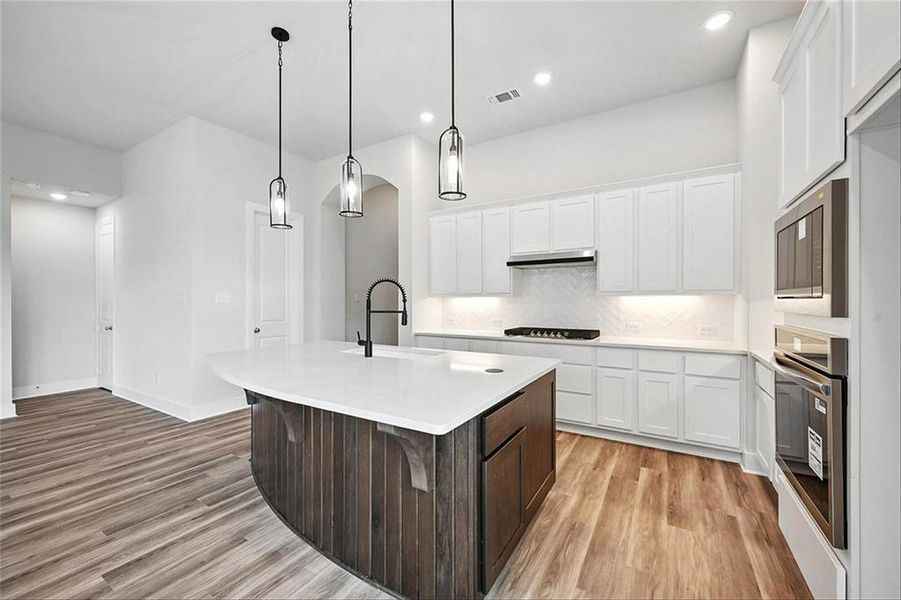 Furnished interior view inside a new home in Gateway Village - The Reserve: 50ft. lots, Denison (Image 10). Furnished interior view inside a new home in Gateway Village - The Reserve: 50ft. lots, Denison (Image 10).