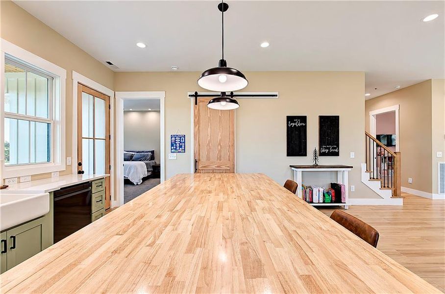 Furnished interior view inside a new home in , Calhoun (Image 40).