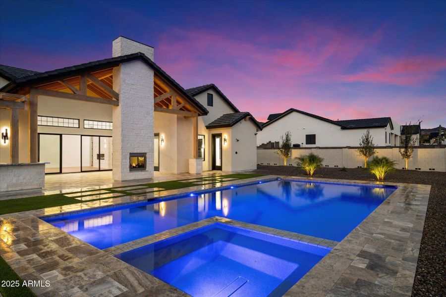 Oversized Pool & Spa