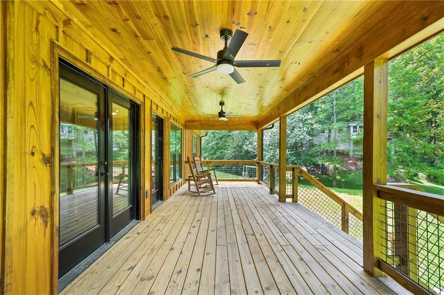 Exterior details and patio area of a home in , Talking Rock (Image 3).