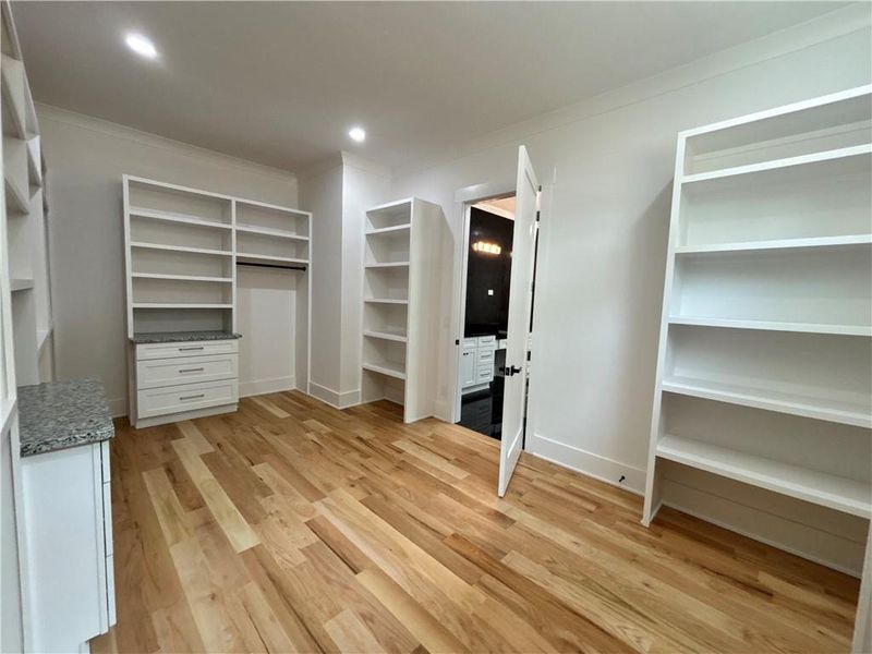 Spacious, unfurnished interior of a new home in , Buford (Image 67).