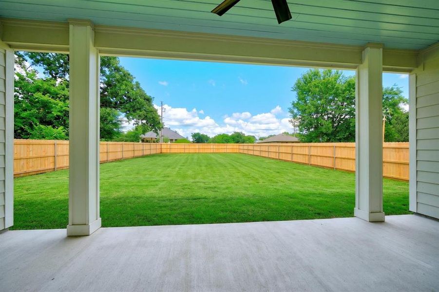 Exterior details and patio area of a home in , Gun Barrel City (Image 3).