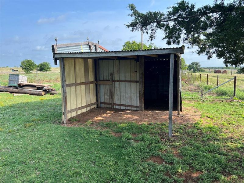 Exterior details and patio area of a home in , Nocona (Image 7).