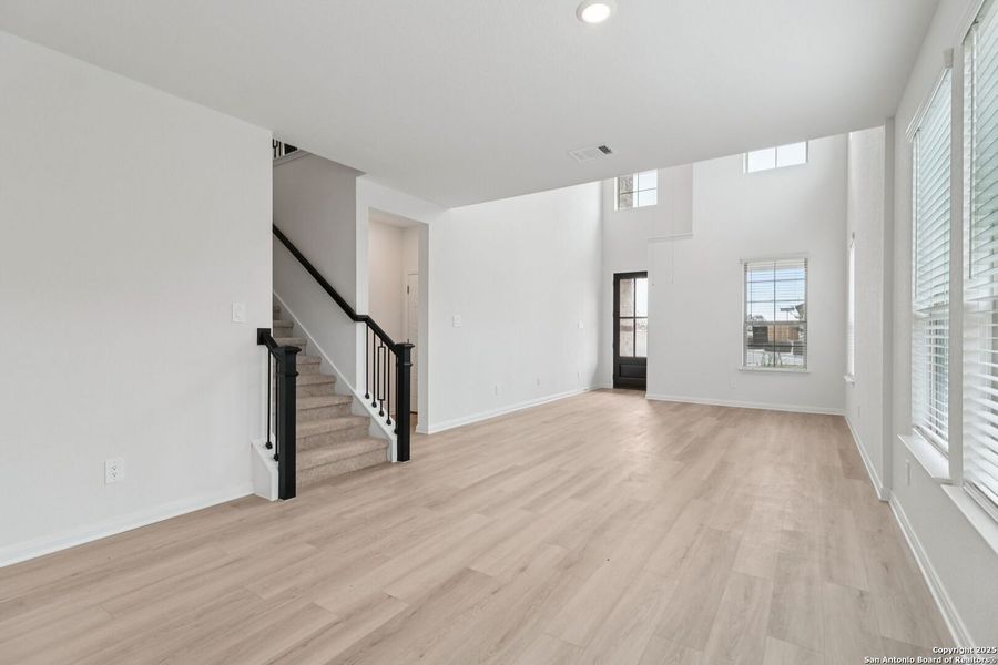Spacious, unfurnished interior of a new home in Royal Crest, San Antonio (Image 52). Spacious, unfurnished interior of a new home in Royal Crest, San Antonio (Image 52).