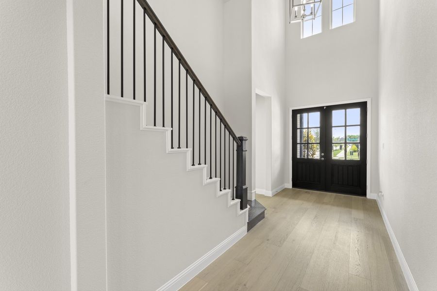 Spacious, unfurnished interior of a new home in Estates at Rockhill, Frisco (Image 14). Spacious, unfurnished interior of a new home in Estates at Rockhill, Frisco (Image 14).