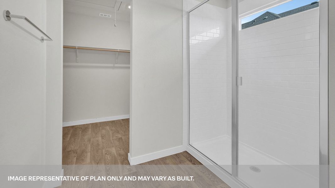Representative unfurnished interior of a home built from the The Diana by D.R. Horton in Mayfair, New Braunfels (Image 16).