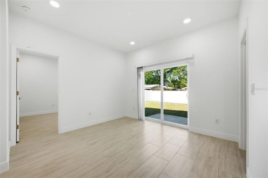 Spacious, unfurnished interior of a new home in , Tampa (Image 16). Spacious, unfurnished interior of a new home in , Tampa (Image 16).
