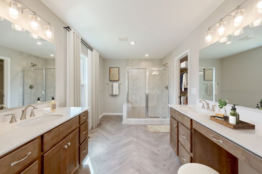 Representative furnished interior of a home built from the Rhodes by Fischer Homes in Twin Lakes, Hoschton (Image 12).