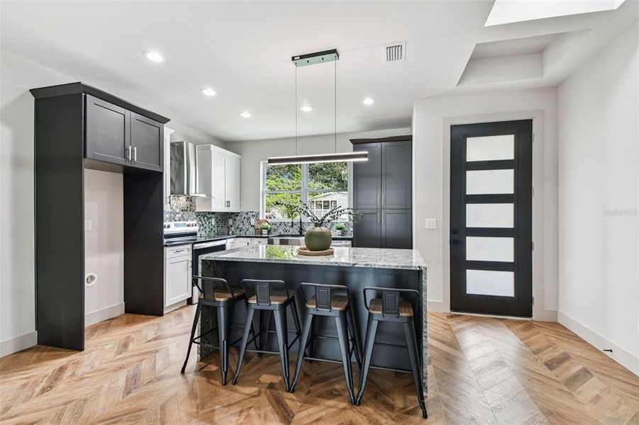 Furnished interior view inside a new home in , Tampa (Image 47).