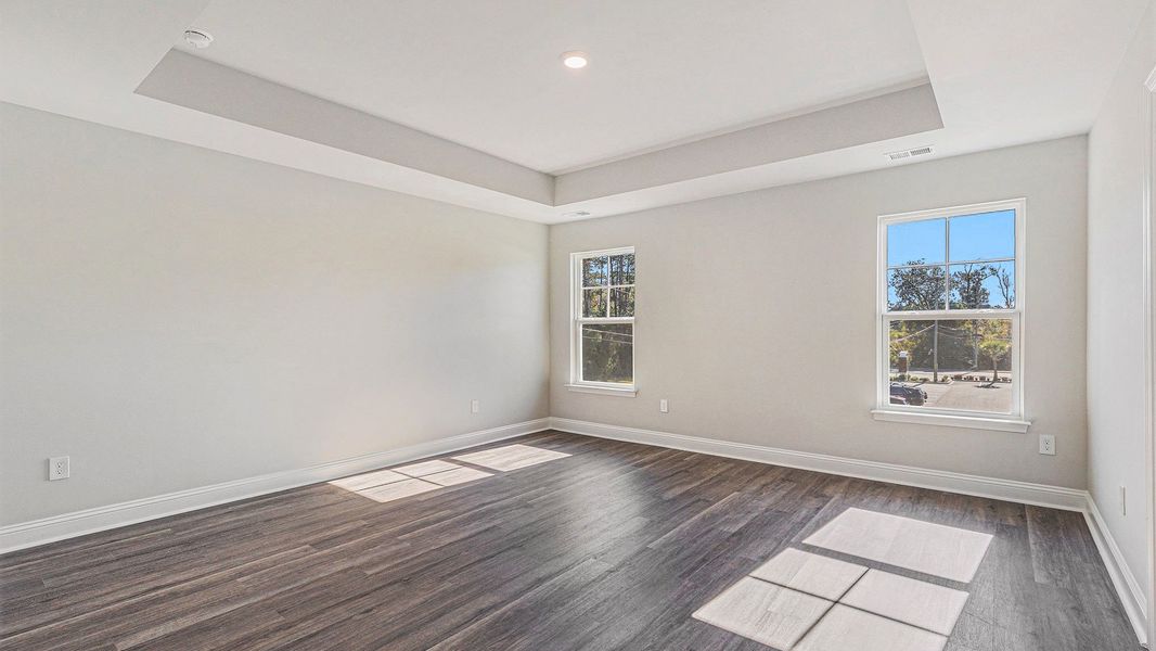 Spacious, unfurnished interior of a new home in Eden Springs, Longs (Image 13).