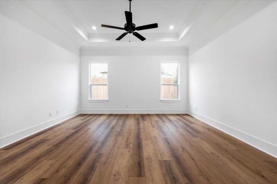 Large Bedroom unstage Large Bedroom unstage