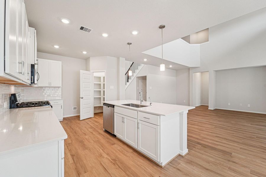 Photo is not of the actual home, but is an inspirational photo of builder’s model home and may depict options, furnishings, and/or decorator features that are not included. Photo is not of the actual home, but is an inspirational photo of builder’s model home and may depict options, furnishings, and/or decorator features that are not included.