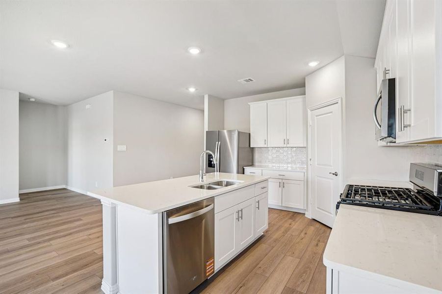 Photo is not of the actual home, but is an inspirational photo of builder’s model home and may depict options, furnishings, and/or decorator features that are not included.