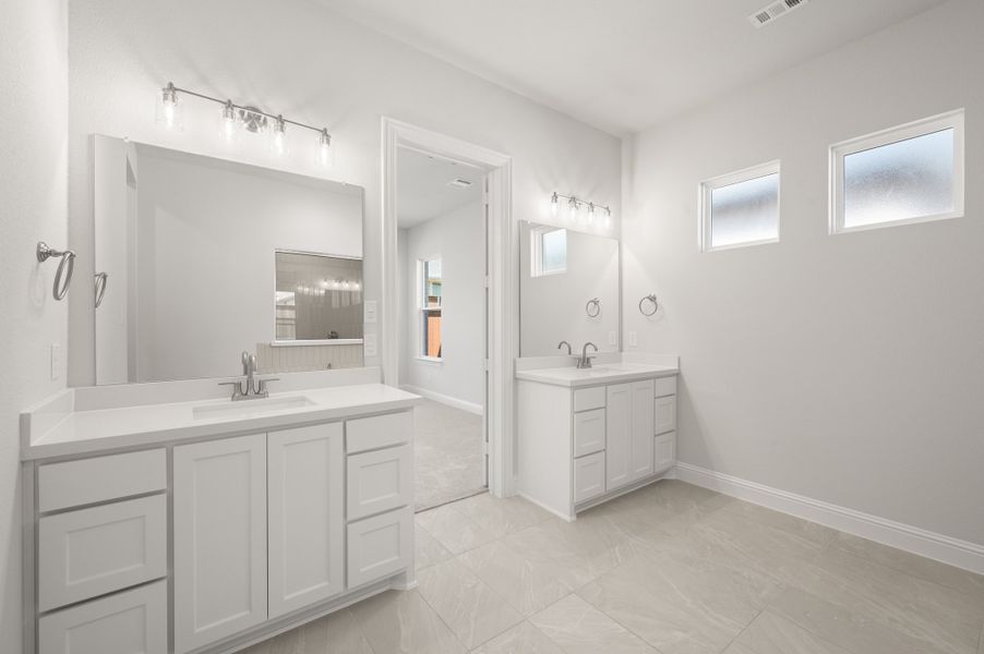 Furnished interior view inside a new home in Bridgewater, Midlothian (Image 27).