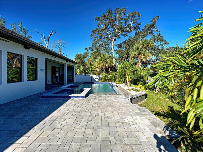 Image 47 of a home in .