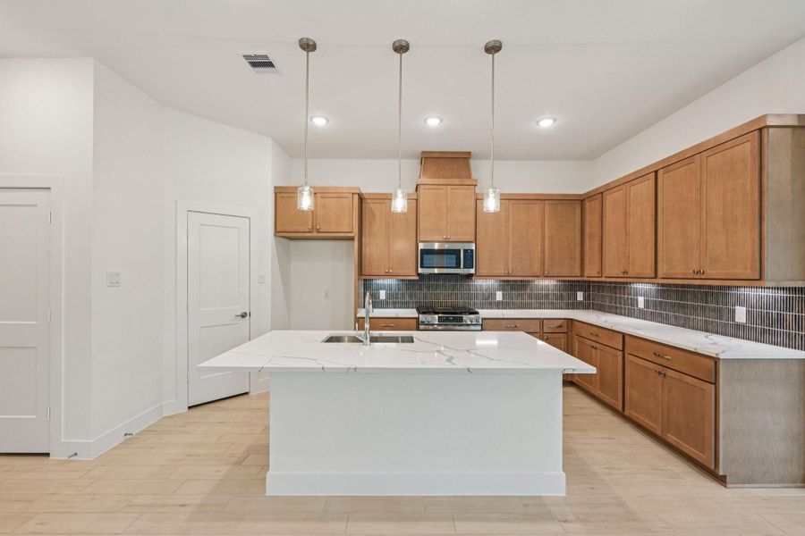 Furnished interior view inside a new home in Kresston, Montgomery (Image 4).