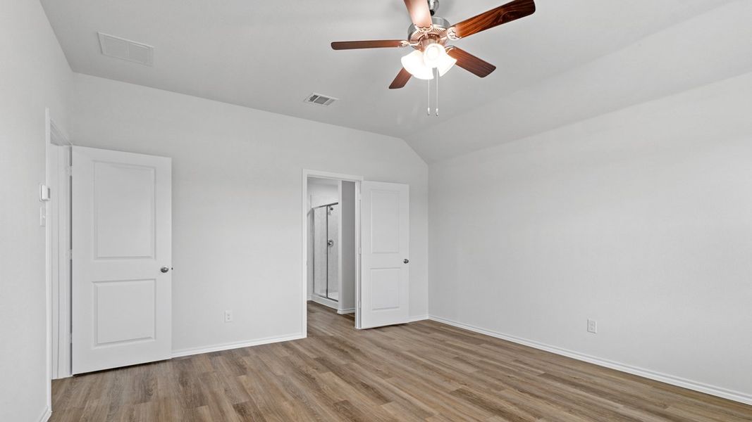Spacious, unfurnished interior of a new home in Wildcat Ranch, Crandall (Image 21). Spacious, unfurnished interior of a new home in Wildcat Ranch, Crandall (Image 21).