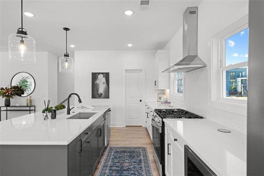 Furnished interior view inside a new home in King's Landing, Hapeville (Image 20).