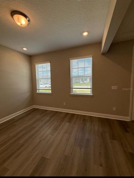 Spacious, unfurnished interior of a new home in Legends Preserve - Signature Series, Daytona Beach (Image 16).