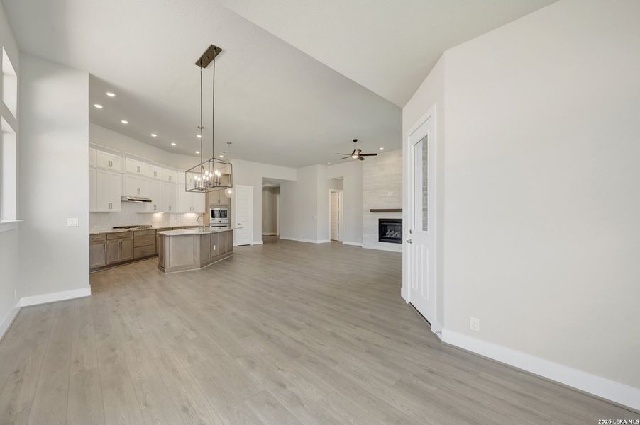 Spacious, unfurnished interior of a new home in Windsong - Legacy Series, Boerne (Image 49). Spacious, unfurnished interior of a new home in Windsong - Legacy Series, Boerne (Image 49).