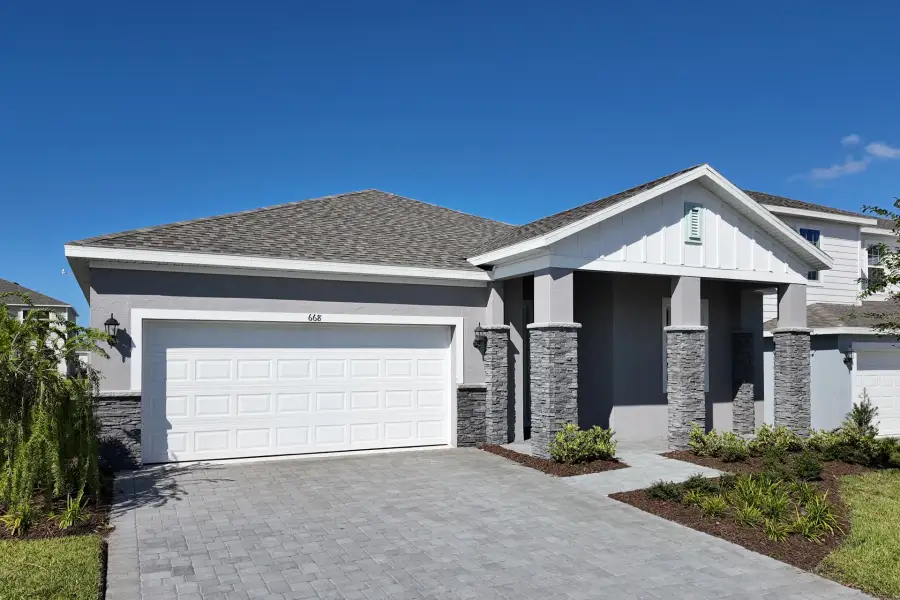 Front Exterior View of a Modern Central Florida Home