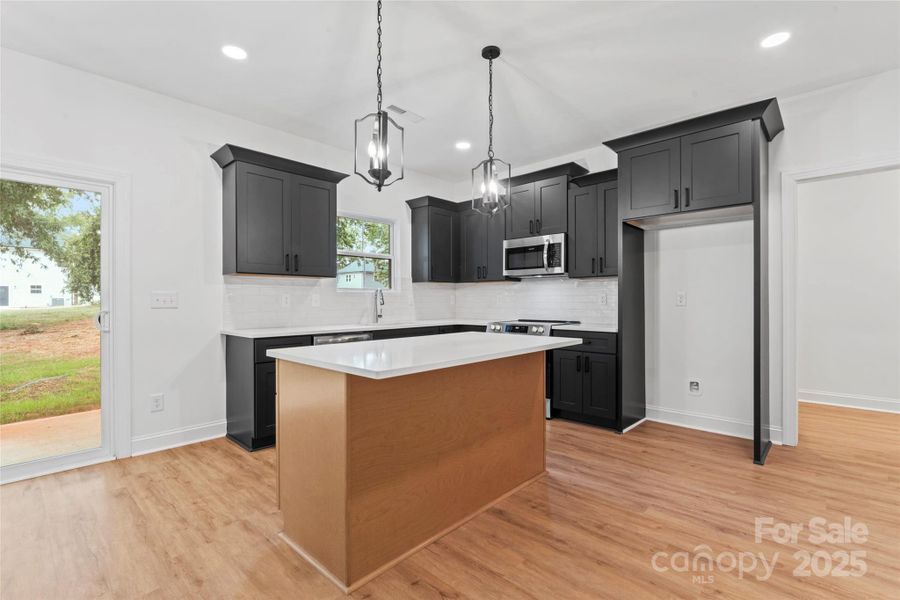 Furnished interior view inside a new home in , Harrisburg (Image 11).