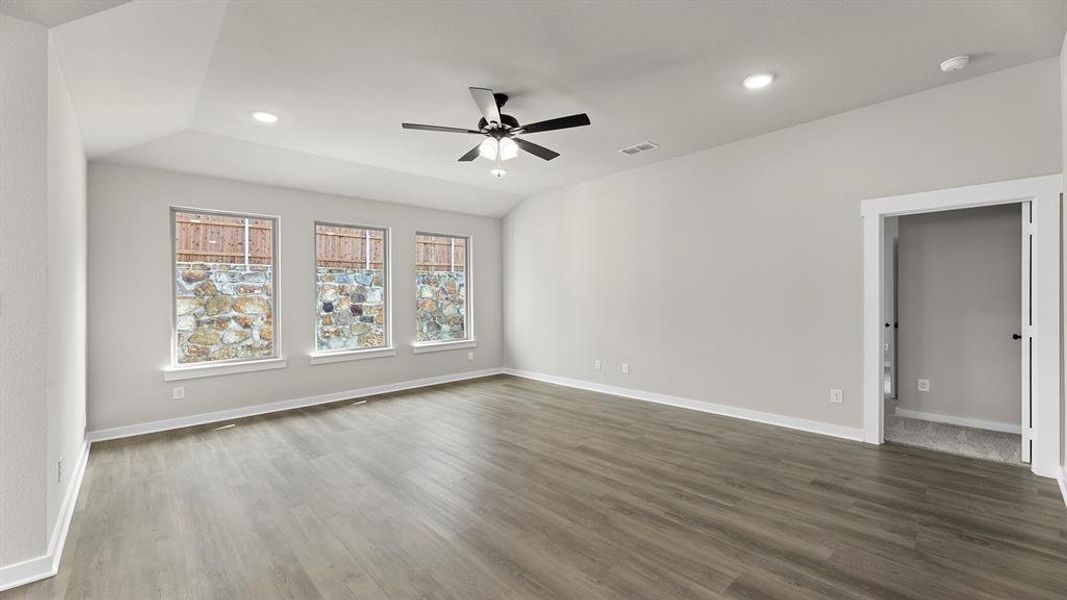 16. 1208 Cider Mill - Family 16. 1208 Cider Mill - Family