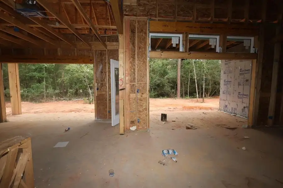 Spacious, unfurnished interior of a new home in The Woodlands Hills 70’, Willis (Image 8). Spacious, unfurnished interior of a new home in The Woodlands Hills 70’, Willis (Image 8).