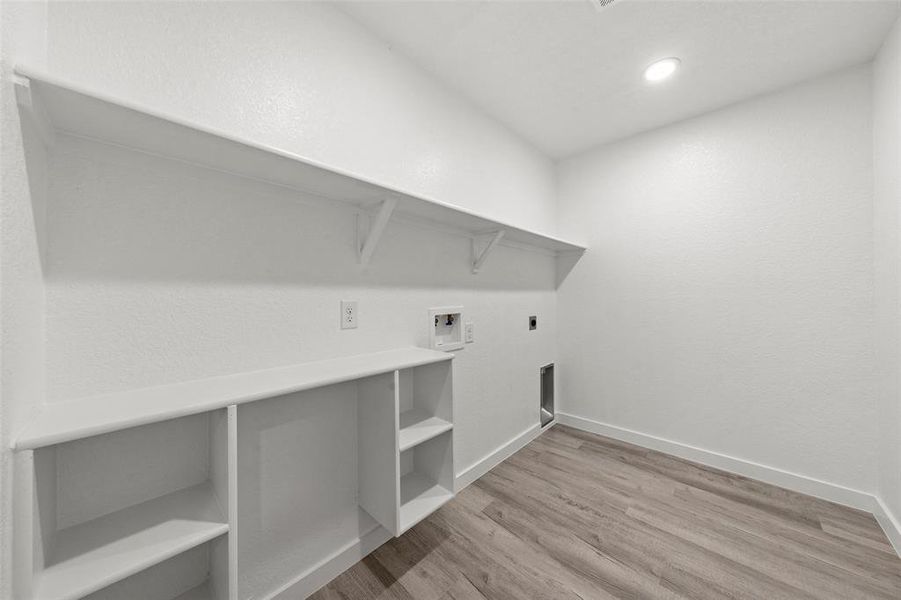 Spacious, unfurnished interior of a new home in , Waco (Image 14).