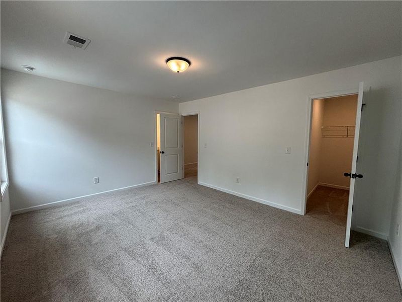 Spacious, unfurnished interior of a new home in Arbors at Richland Creek, Buford (Image 31).