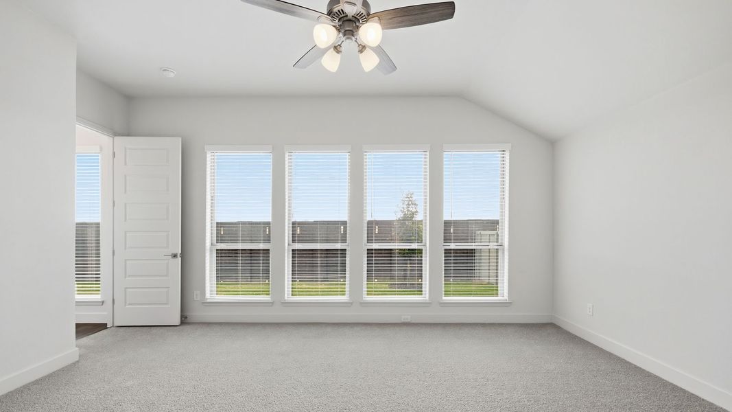 Spacious, unfurnished interior of a new home in Landmark, Denton (Image 20).