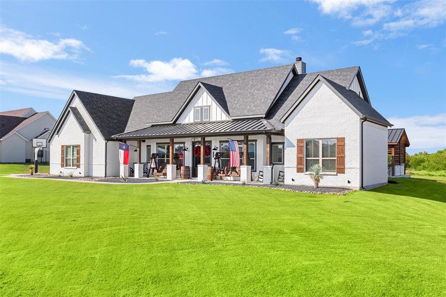 Front exterior of a new home in , Waxahachie, TX, highlighting curb appeal (Image 25).