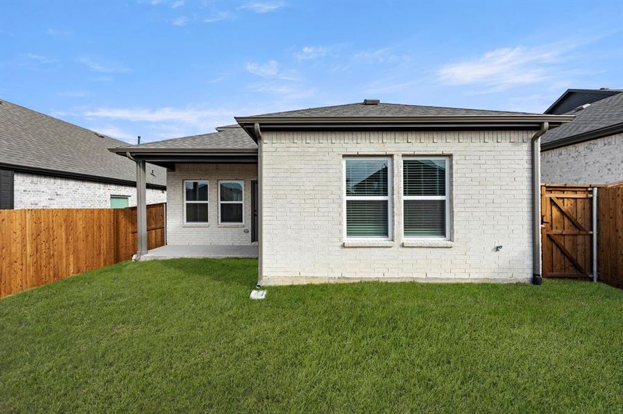 26. 709 Wilderness - Back