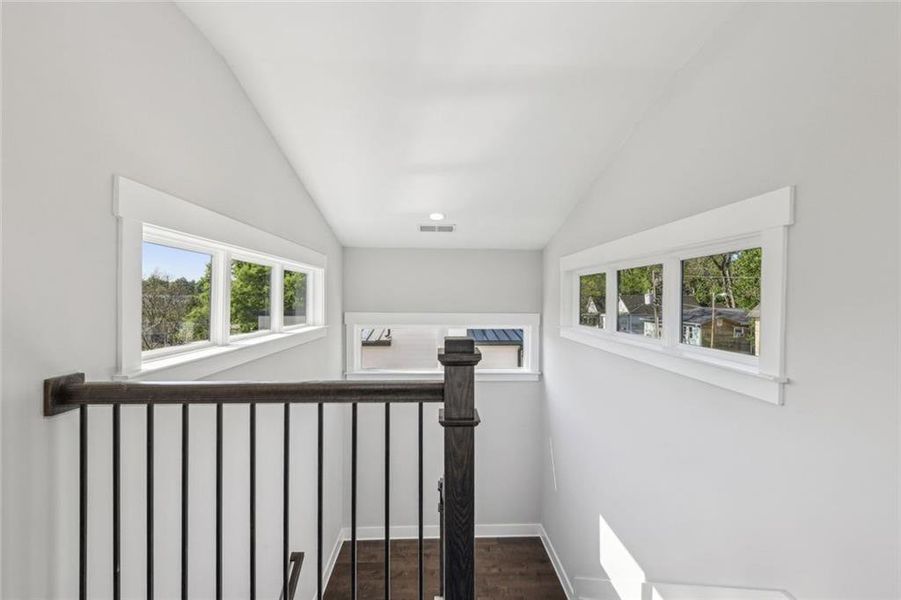 Spacious, unfurnished interior of a new home in , Atlanta (Image 43).