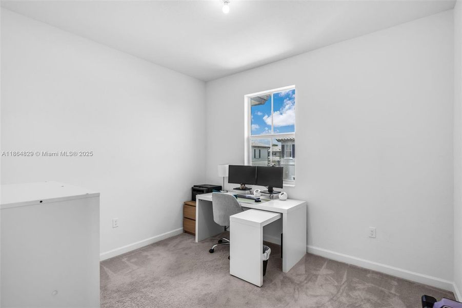 Image 35 of a home in .