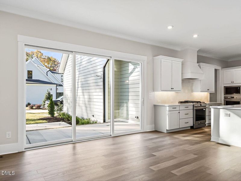 015-1280x960-dining-room