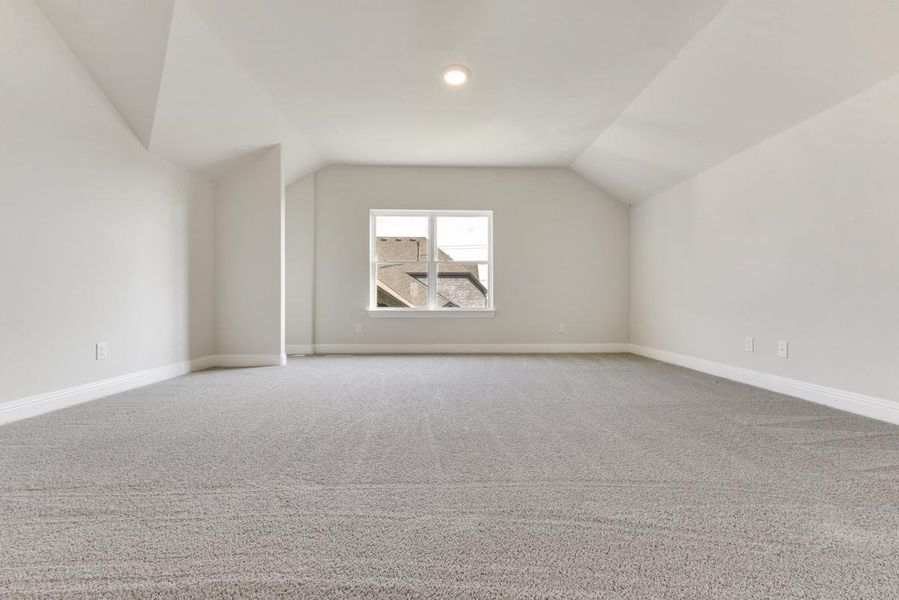 Spacious, unfurnished interior of a new home in Cedar Ridge Estates, Grand Prairie (Image 33). Spacious, unfurnished interior of a new home in Cedar Ridge Estates, Grand Prairie (Image 33).