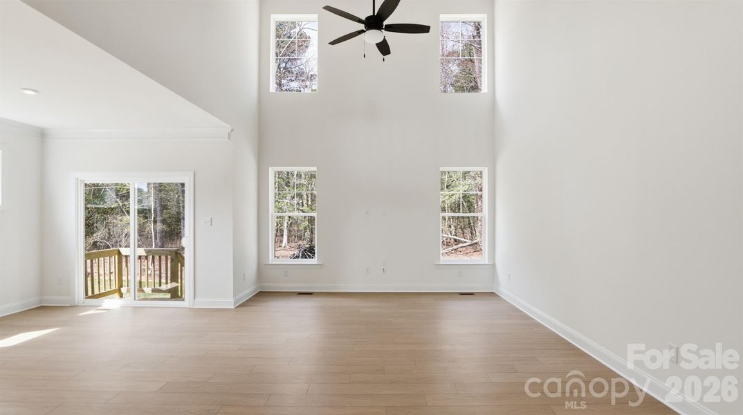 Spacious, unfurnished interior of a new home in Harmony, Harrisburg (Image 17).