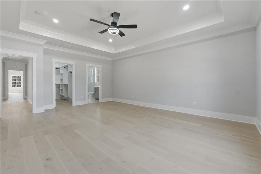Spacious, unfurnished interior of a new home in , Lawrenceville (Image 37).