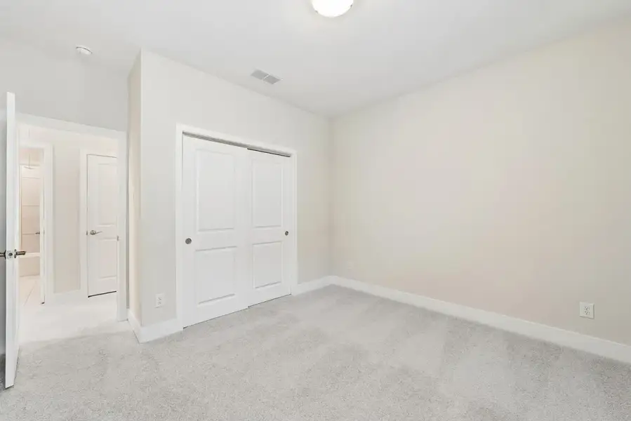 Representative unfurnished interior of a home built from the Delaney by Landon Homes in Lexington Frisco, Frisco (Image 29).