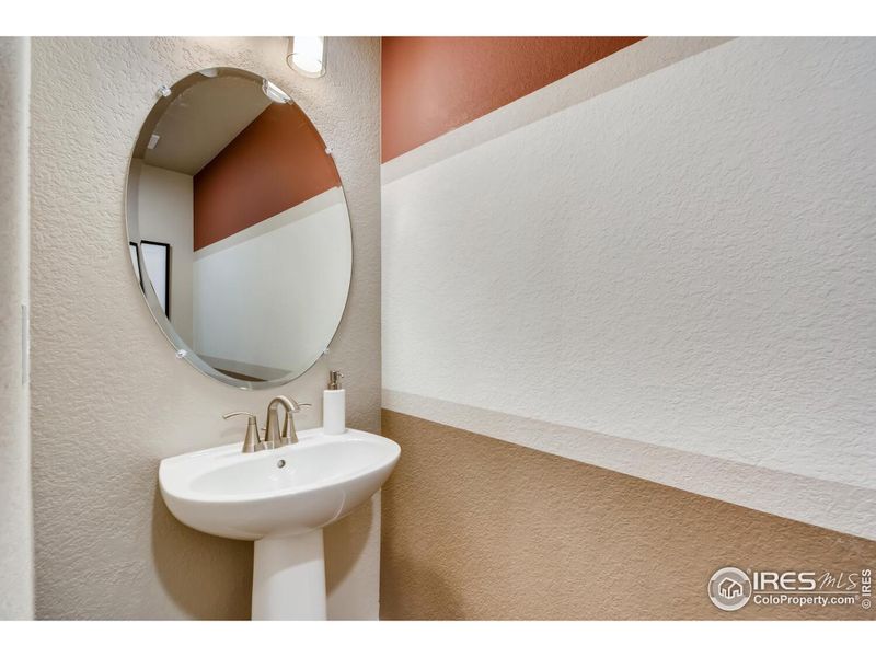 Photos of the same floorplan but different model in community. Photos of the same floorplan but different model in community.