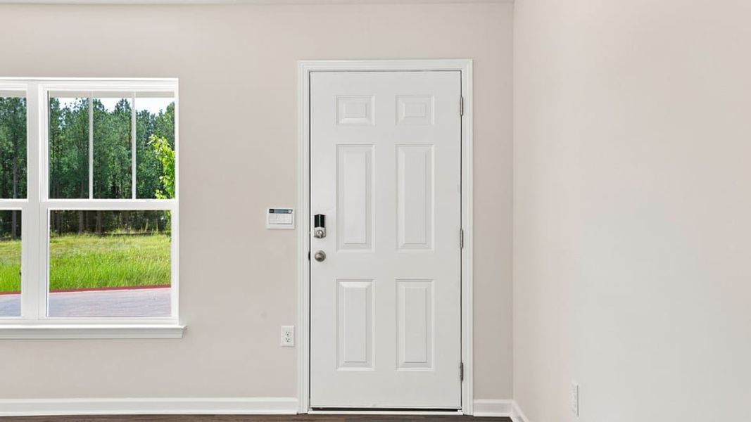 Spacious, unfurnished interior of a new home in Tyger Pines, Moore (Image 17).
